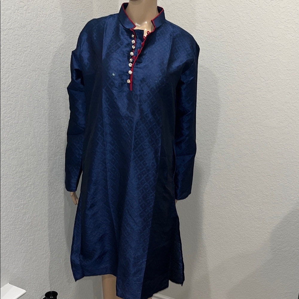 NWT Skavij Elegant Blue Kurta with Red Accents